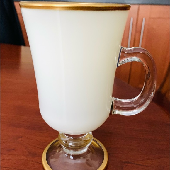 Handpainted Milky glass coffee mug with handle Frida Kahlo portrait gold border - Picture 2 of 6